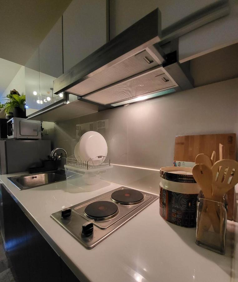Air - Staycations Up Above Unit 4657 Apartment Manila